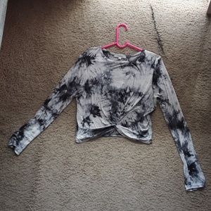 Cropped twist front long sleeve